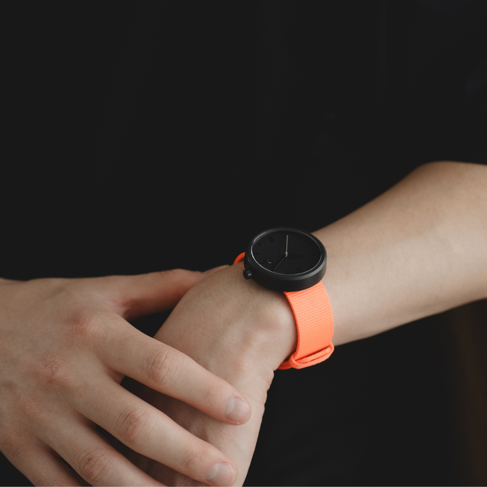 YOT WATCH（ヨットウォッチ） 40mm Neon Orange/BK