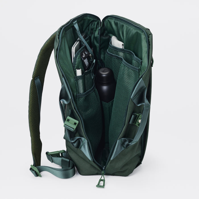 uF DIRECTOR’S BAG® M FOREST GREEN /  ディレクターズバッグ M サイズ フォレストグリーン