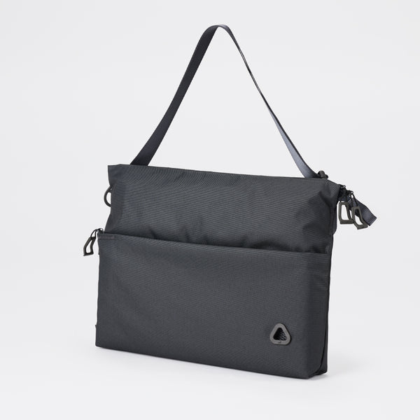 uF/uF サコッシュ Lサイズ チャコールグレー/バッグ/ Our EARTH