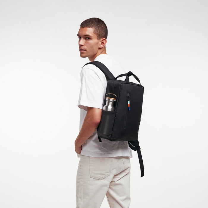 ＜NEW＞ DAYPACK 2.0 デイパック ブラック