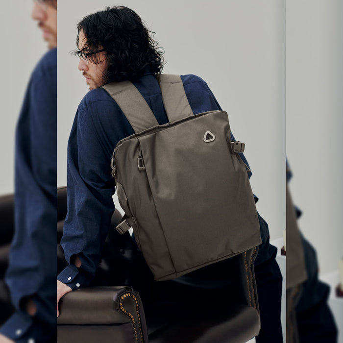 <NEW> uF DIRECTOR’S BAG® M NewTaupe /  ディレクターズバッグ M サイズ ニュートープ